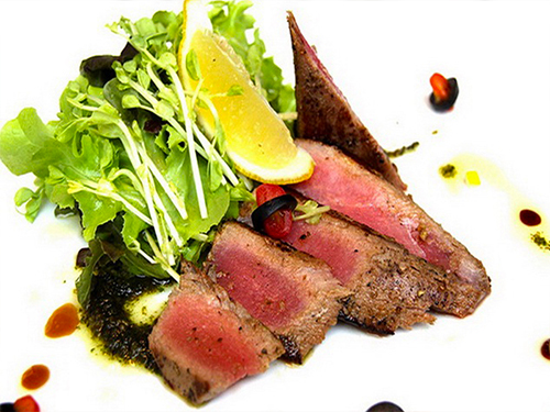 Grilled Tuna Steak [สเต็กปลาทูน่า]
