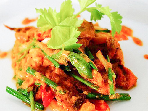 Bu Nim Pad Pong Ka Ri [ปูนิ่มผัดผงกะหรี่]