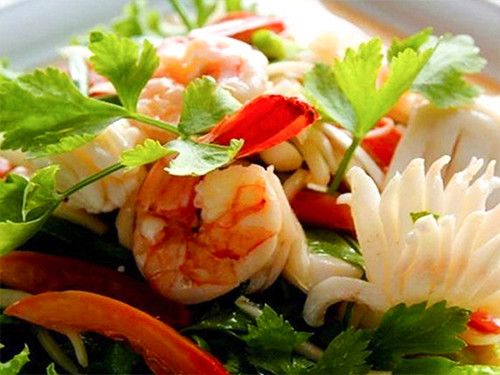 Yam Talay [ยำรวมมิตรทะเล]