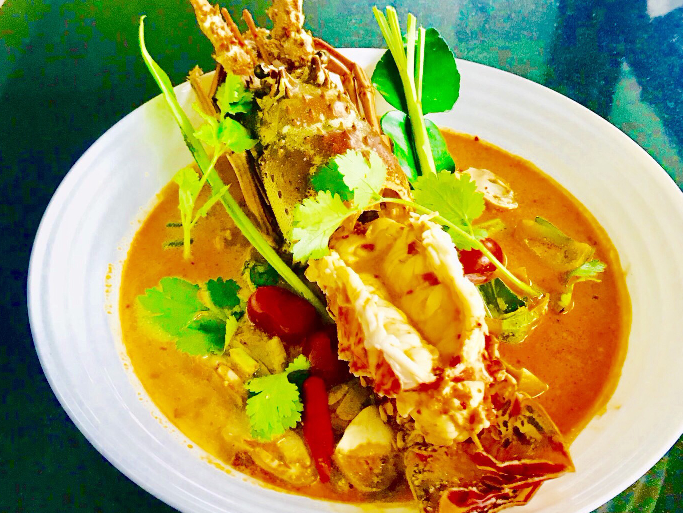 TOM YUM LOBSTER (30 MINUTES COOKING) [ต้มยำกุ้งล็อบเตอร์]