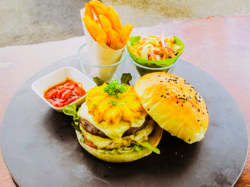 Hawaiian Beef Burger